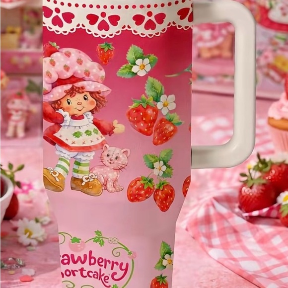 Strawberry Shortcake doble wall insulated tumbler 40oz 12hrs hot 24hrs cold - Picture 3 of 7